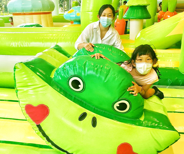 Jumptopia-GBB-(600-x-500)01 Jumptopia-GBB-(600-x-500)01