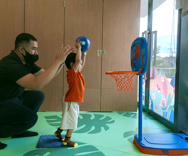 KPG_School-Visit-(600-x-500)-04 KPG_School-Visit-(600-x-500)-04